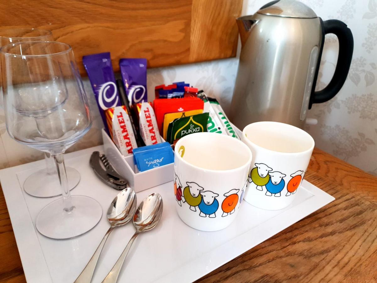 Strathmore Guest House (Adults Only) 케직 외부 사진